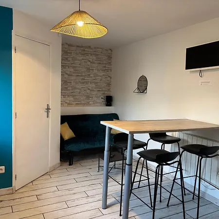 à La Campagne 1 Appartement *